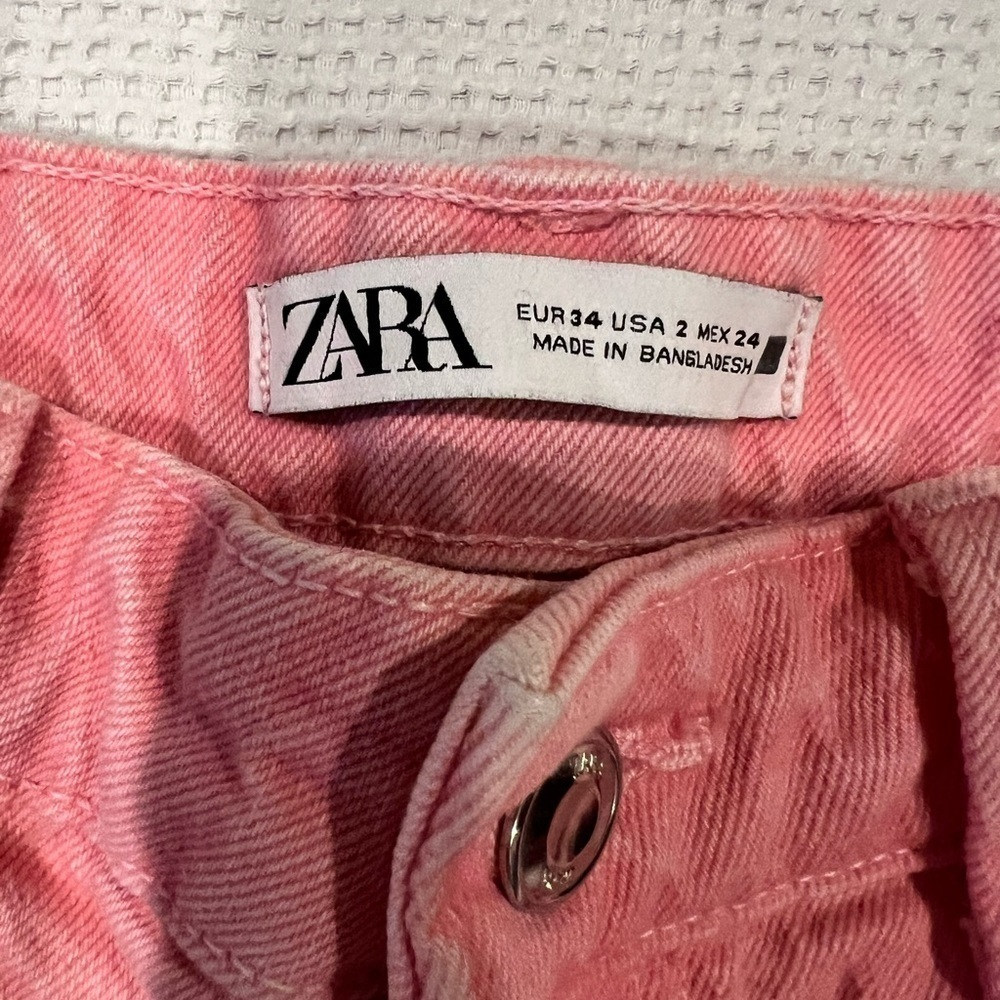 ZARA pink jeans!! 👖 - Picture 2 of 3